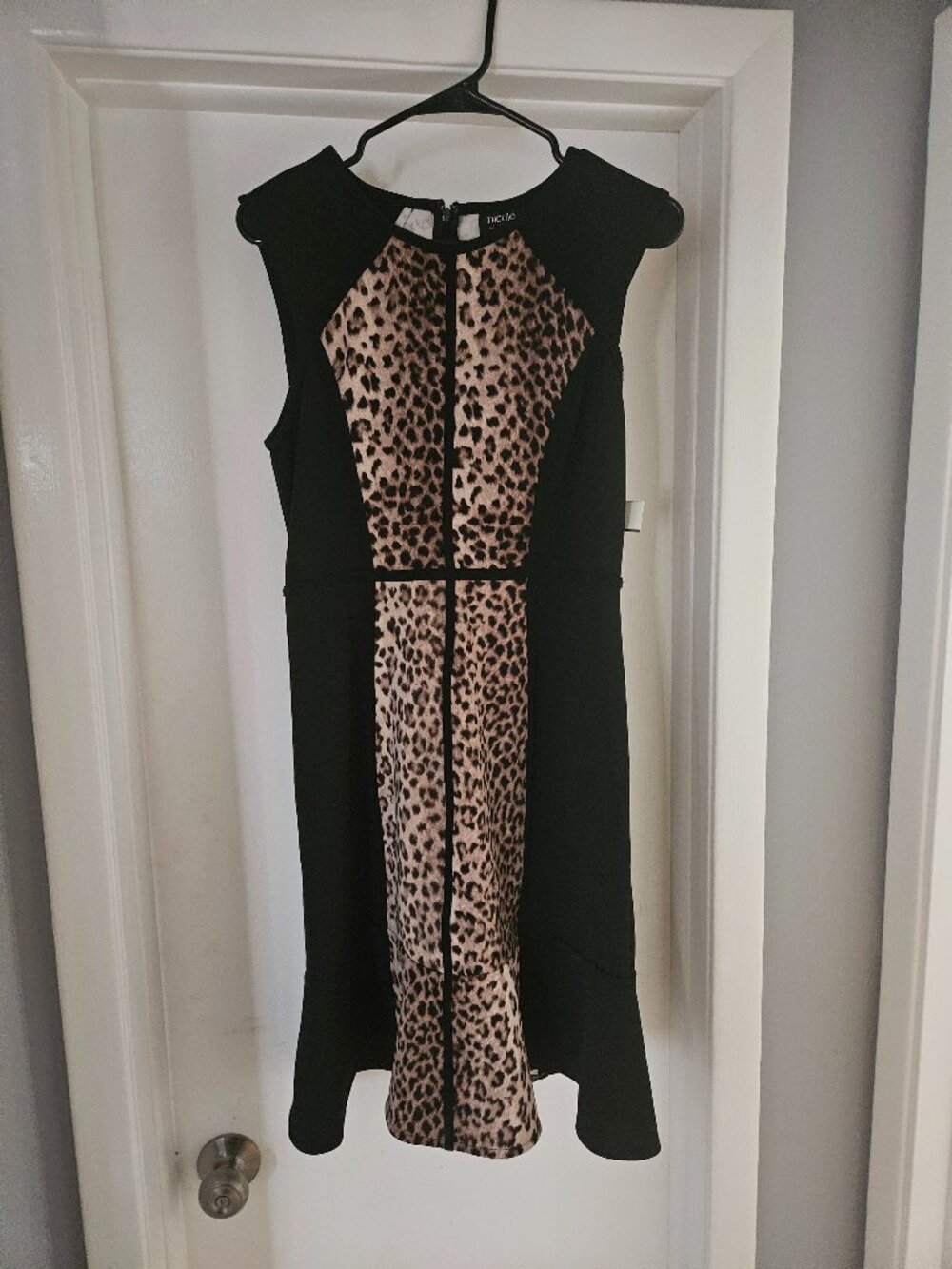 Nwt nicole miller leopard dress